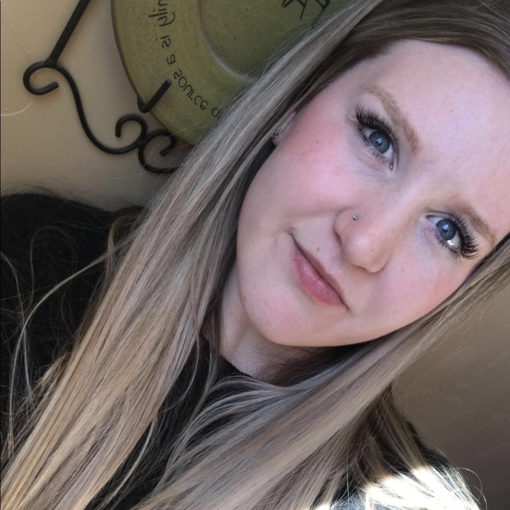 Meet your Posher, Jocelyn